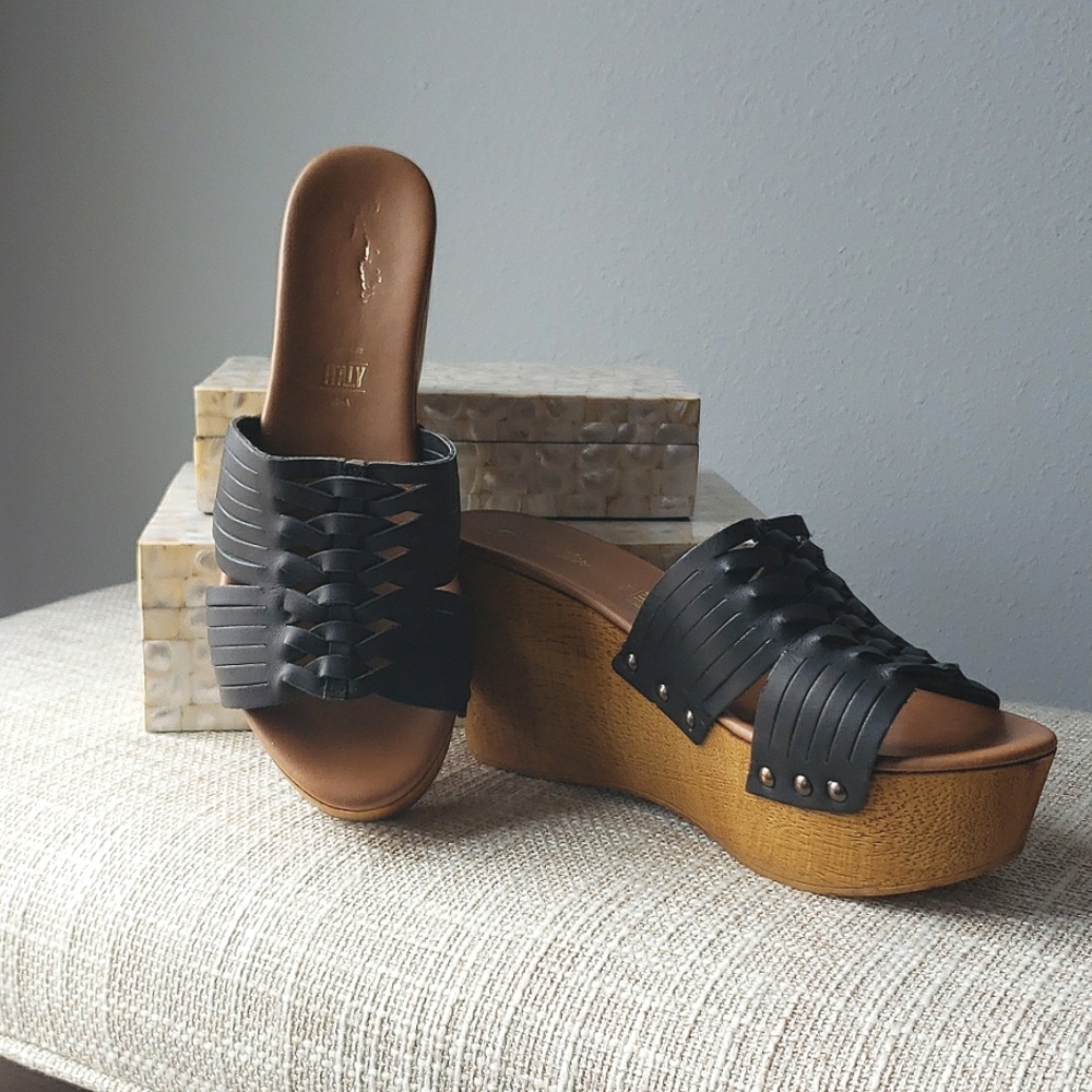 Seychelles Black Leather Platform Wedge Sandal size 8.5